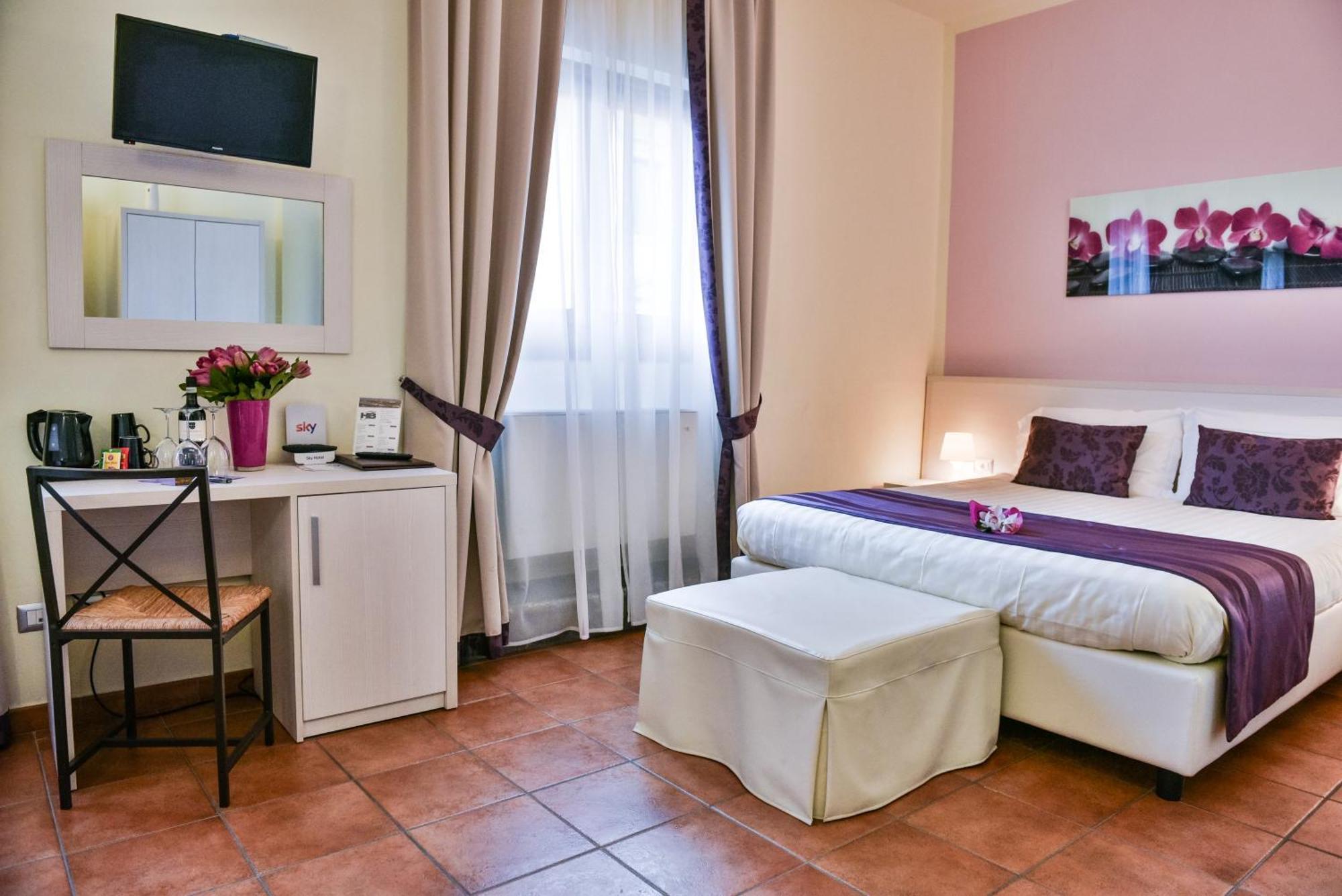 Hotel Bella Firenze Florença Quarto foto